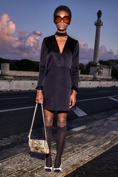 Look 9